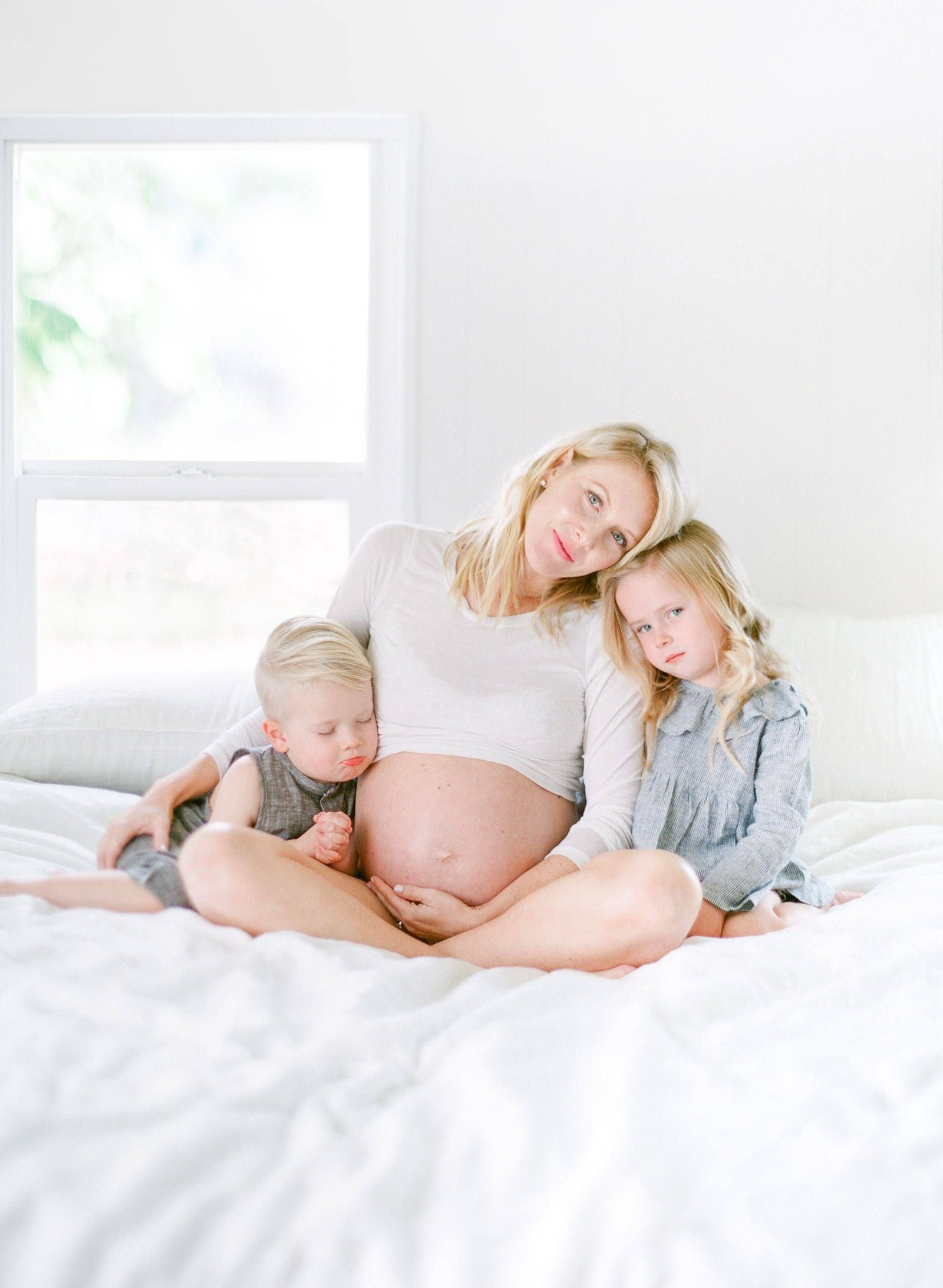 san francisco bay area maternity photography on film central valley maternity session on film kent avenue photography