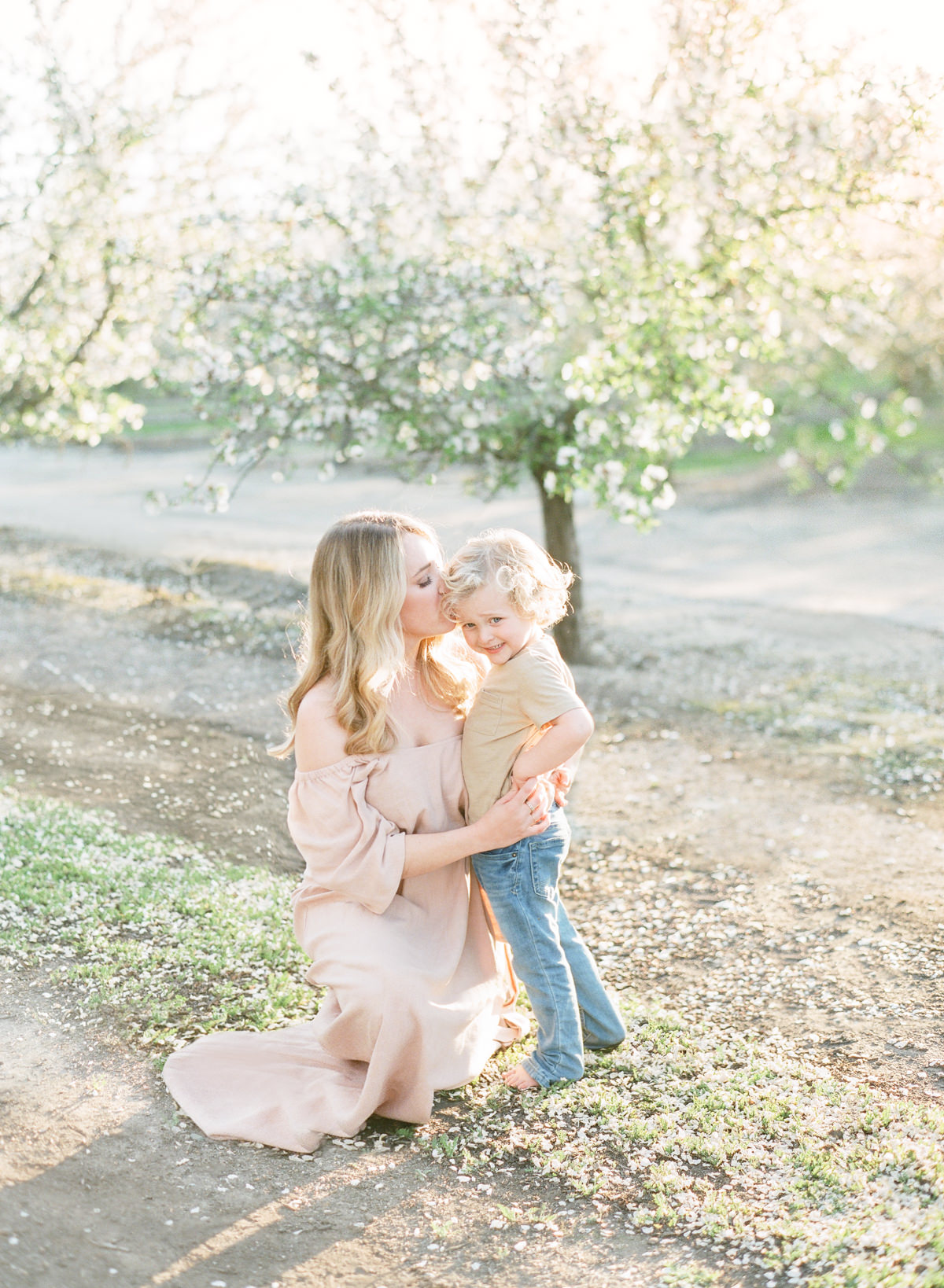 A Blossom-Filled, Central Valley Family Session | Kent Avenue Photography