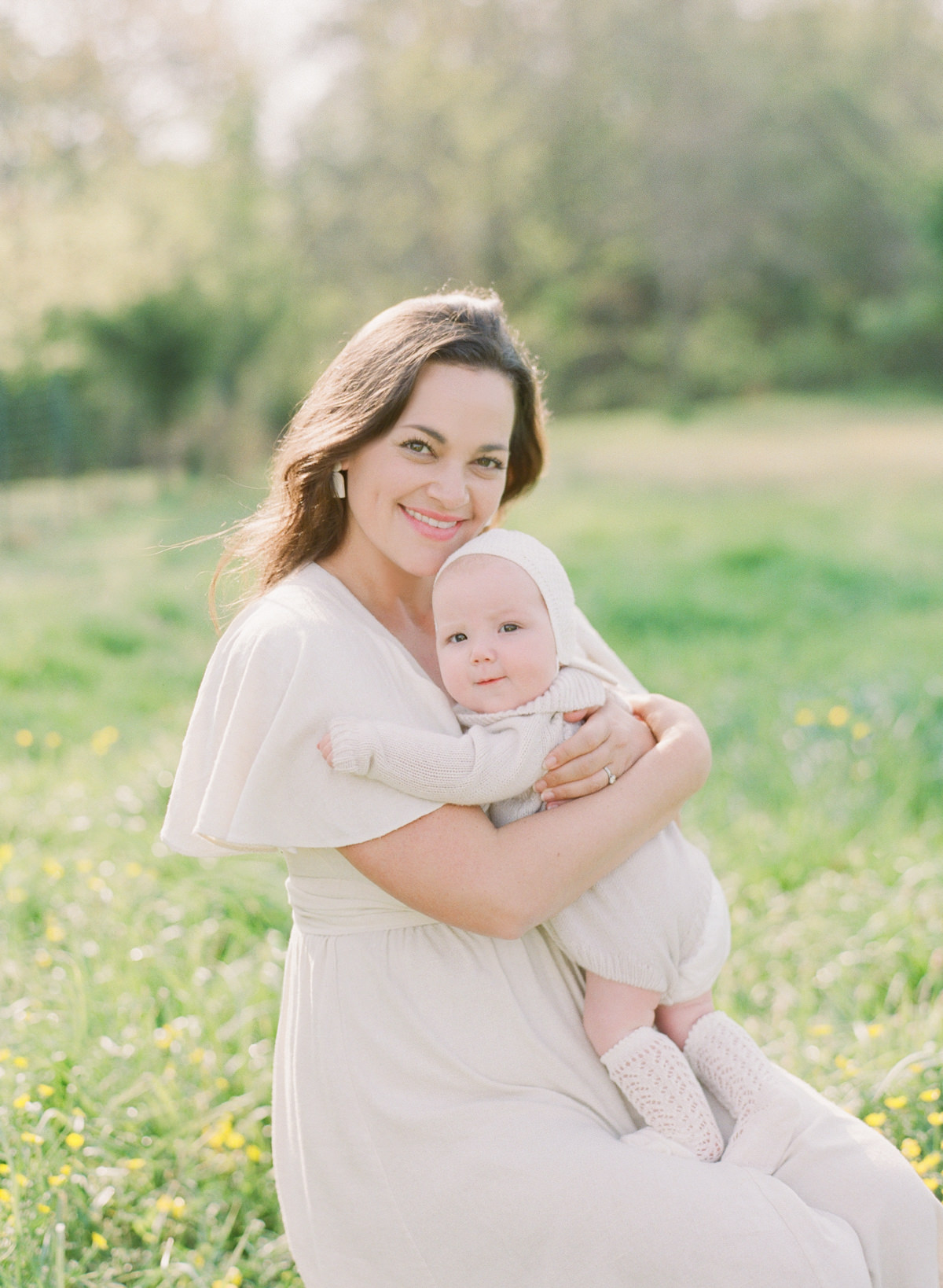 Kent-Avenue-Photography-Charlotte-Newborn-Photographers-On-Film-Mother-and-baby-snuggling